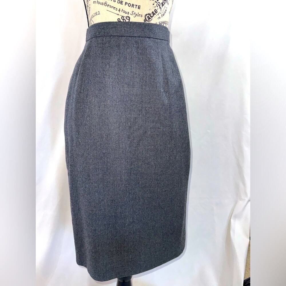 EUC: Classic Barrie Pace Gray Pencil Skirt